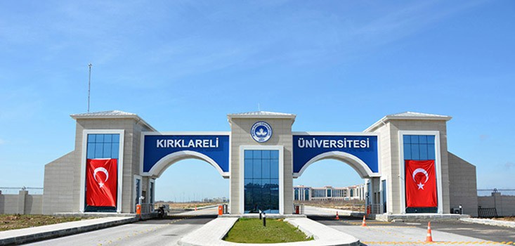 Kayalı Kampüsü Giriş Takı 